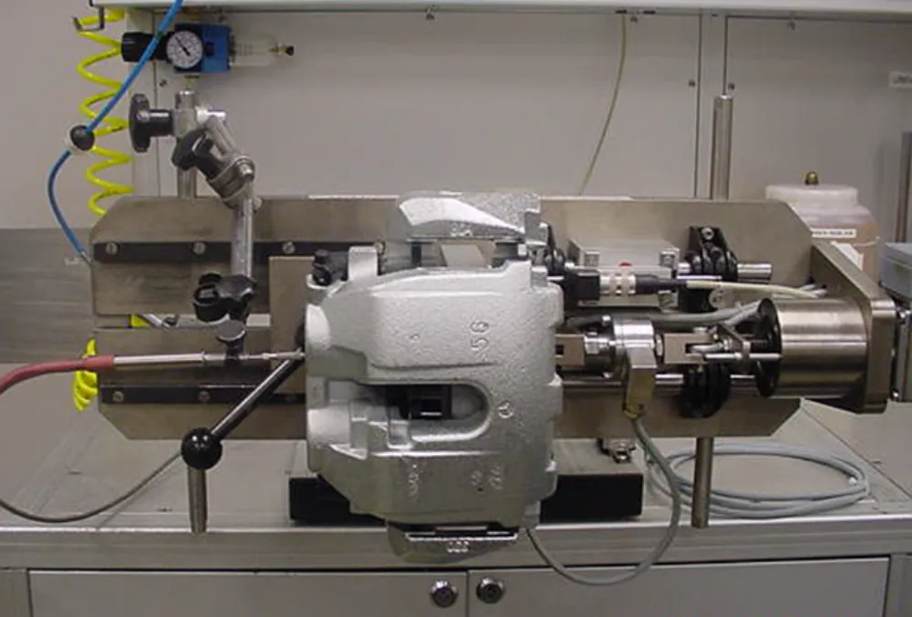 Manufacturing of hydraulic fist-caliper brakes